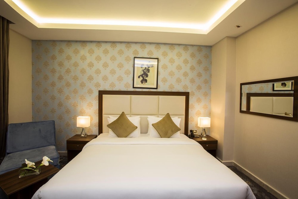 The Town Hotel Doha 11/49