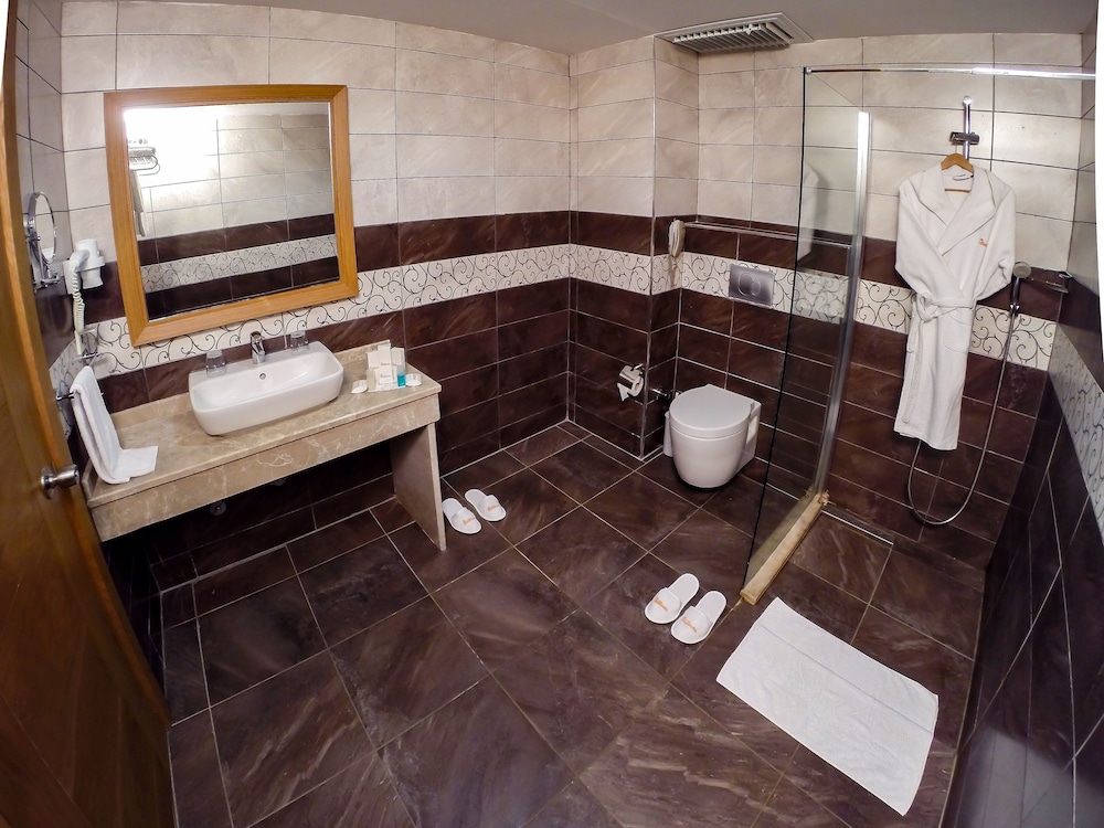 Club Hotel Belpinar 50/50