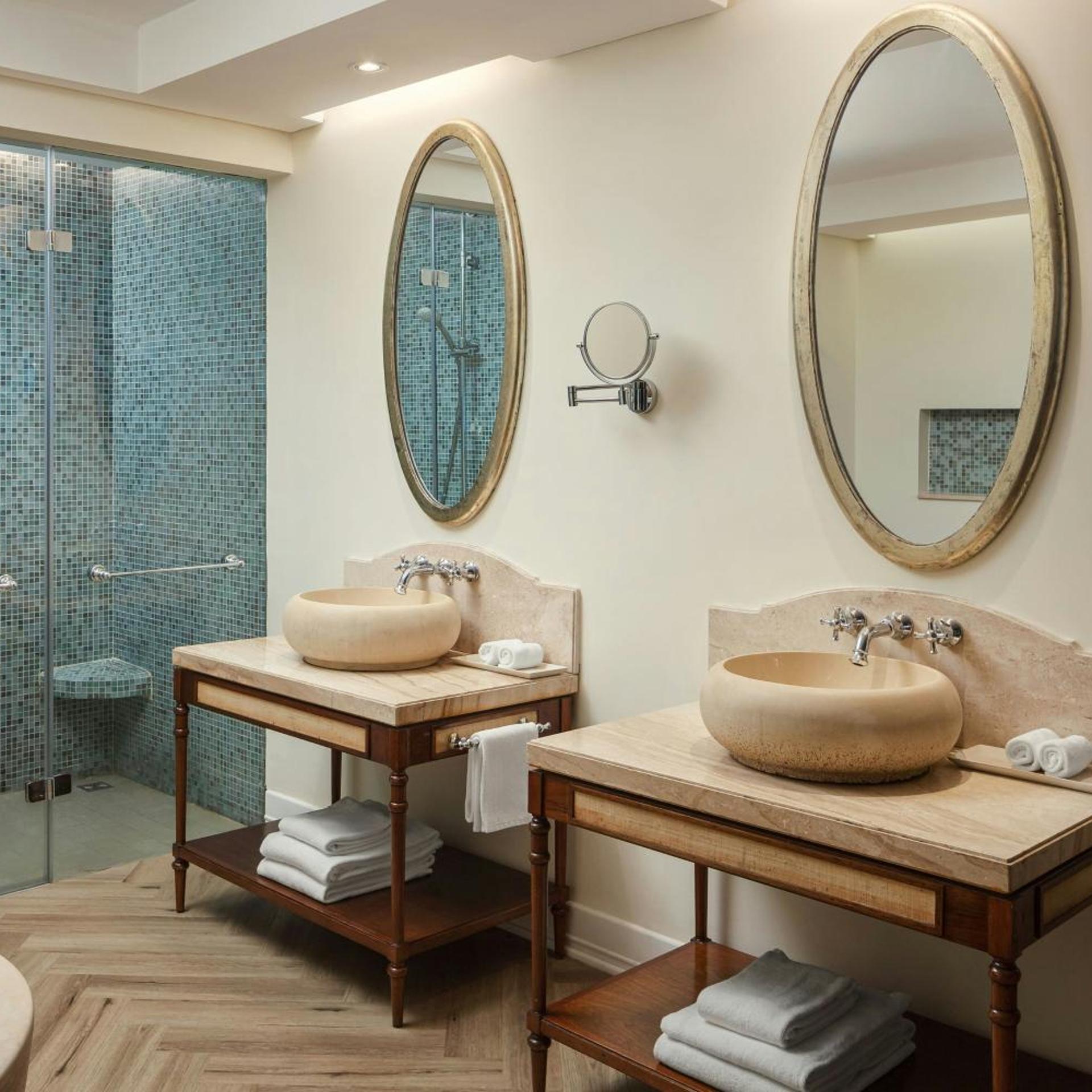 Heritage, Suite, Balcony