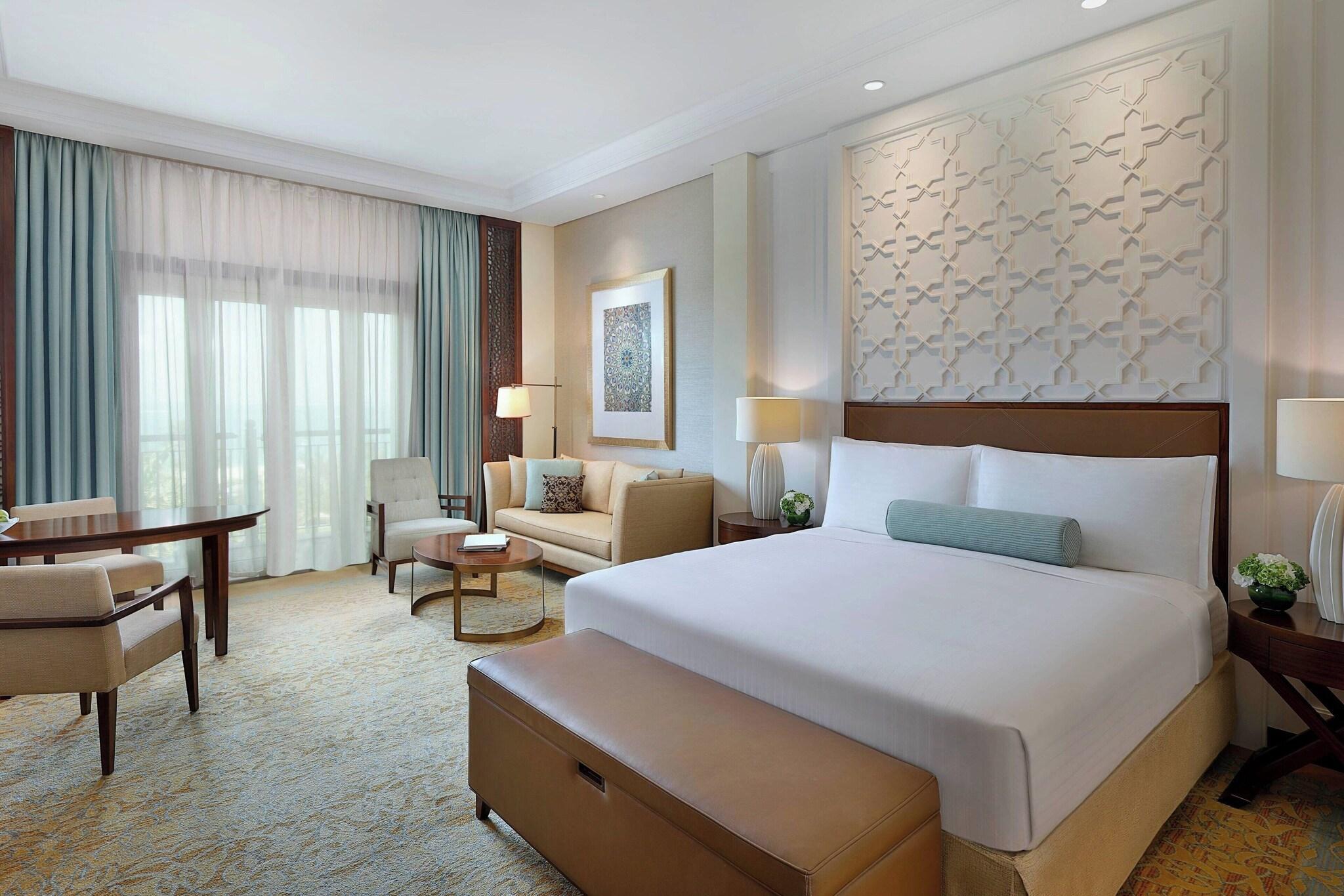 Deluxe Room King
