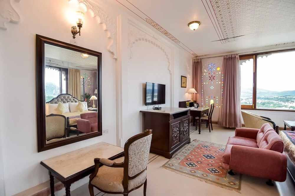 Raj Kuber Udaipur 17/33