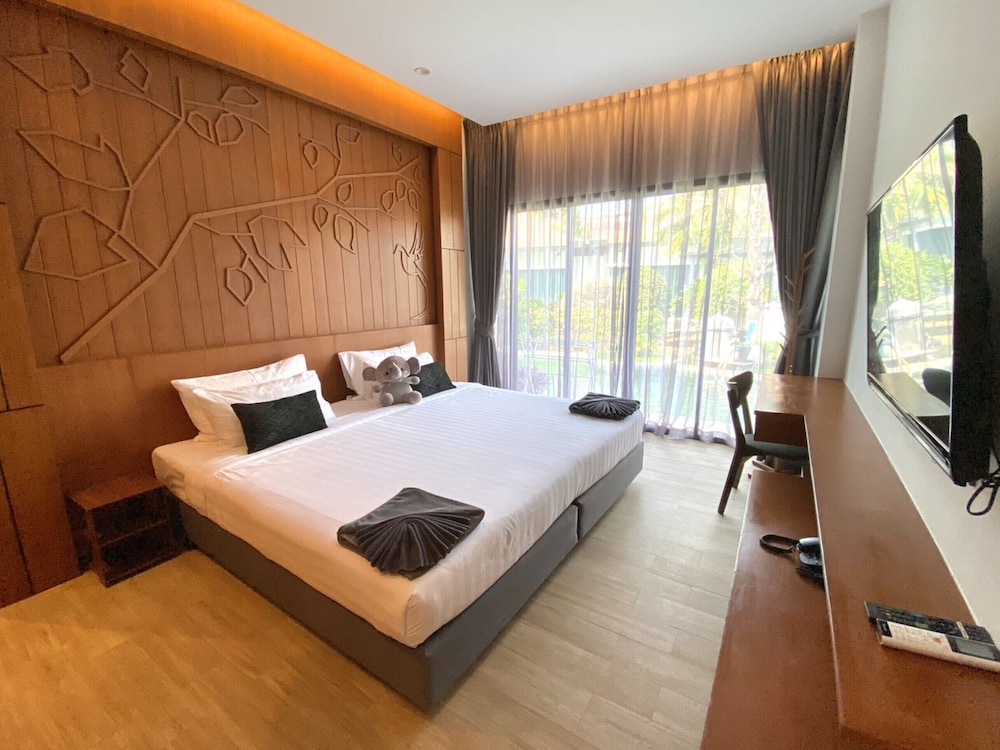 TAJH Pool Villas 17/50