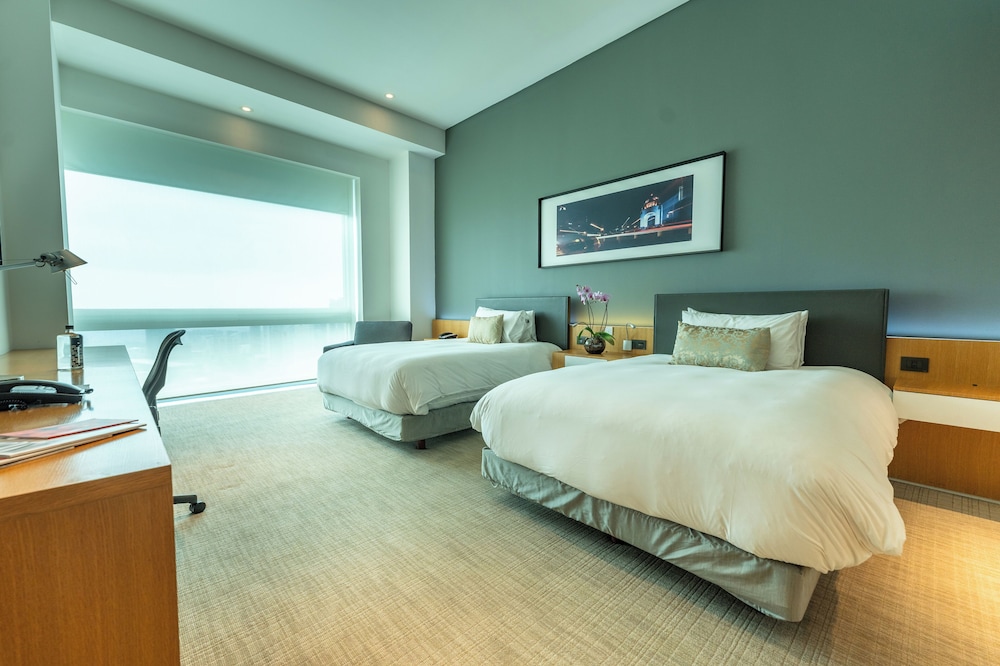 Deluxe, 2 Queen Beds, The Paragon Hotel Mexico City Santa Fe by Accor 4/10