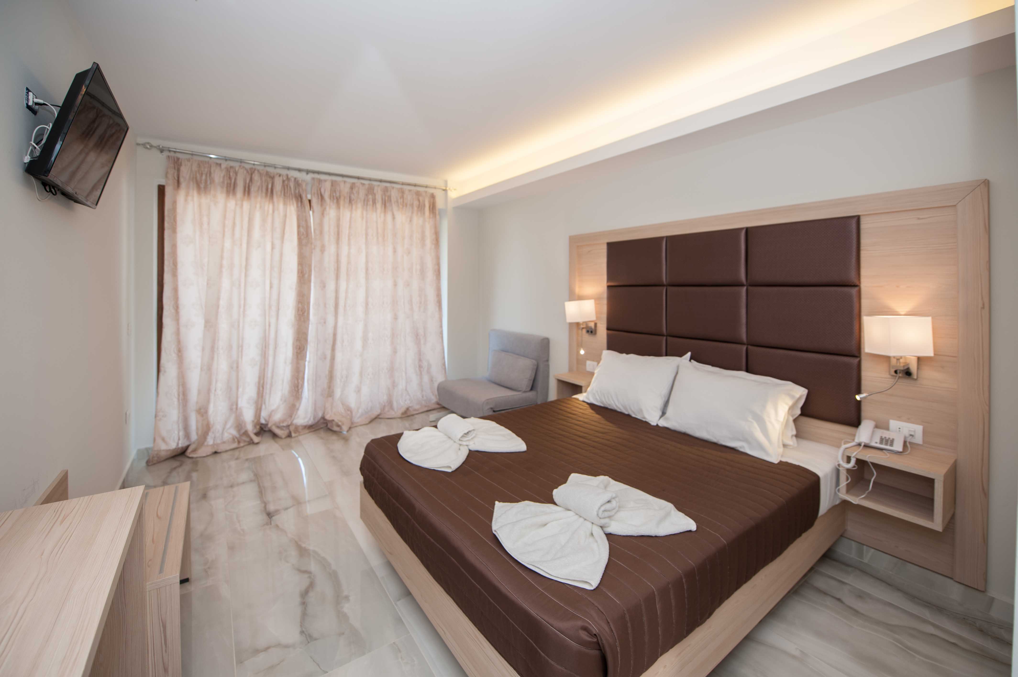 Brilliant Holiday Resort - Adults Only 18/50