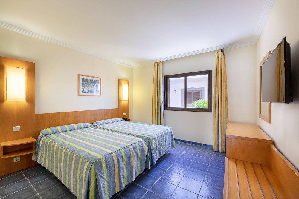 Hotel LIVVO Mirador Papagayo 23/81