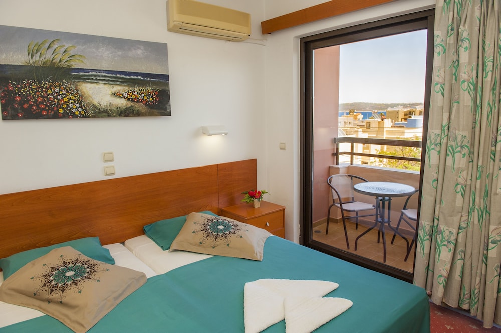 Heleni Beach Hotel 13/50
