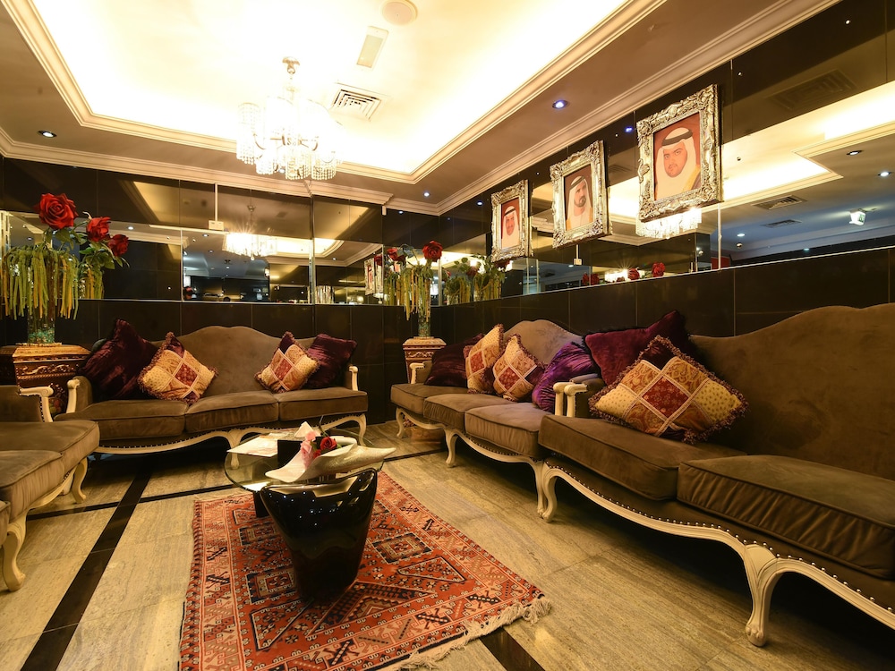 Mirage Hotel 44/45