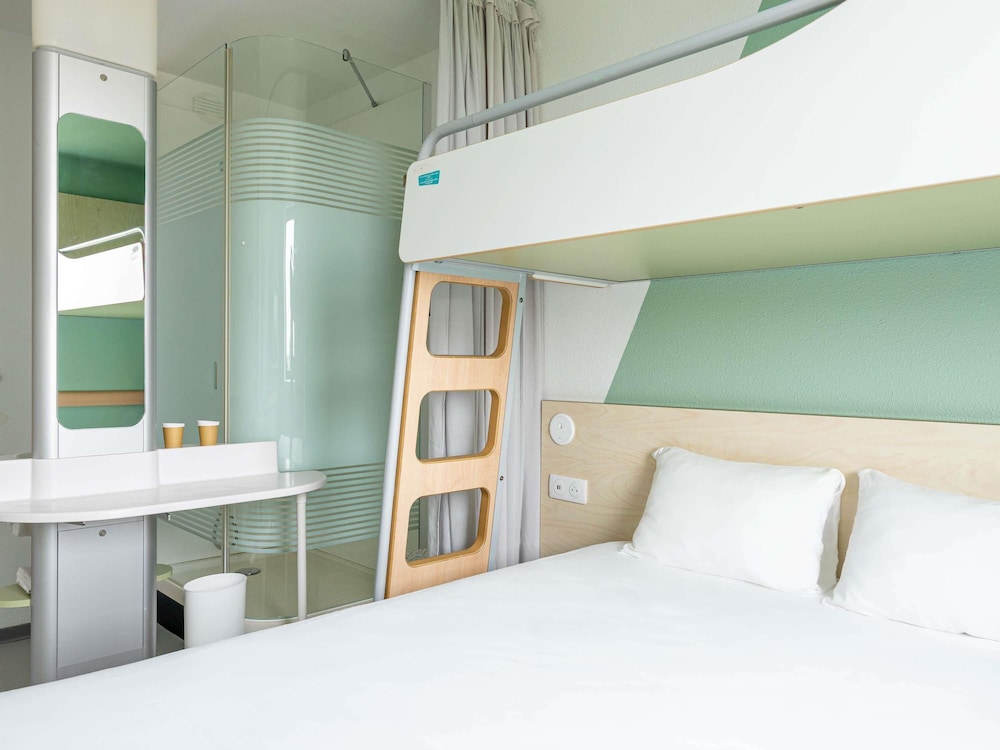 IBIS BUDGET TOULOUSE AEROPORT 40/67
