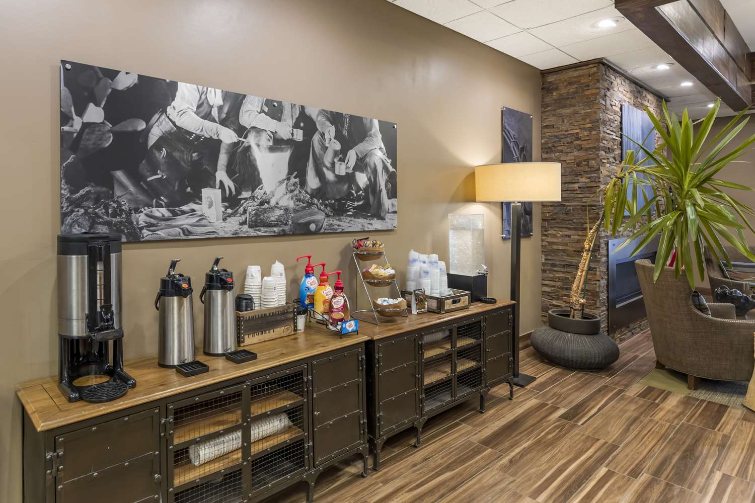 Best Western Cottontree Inn 1/18
