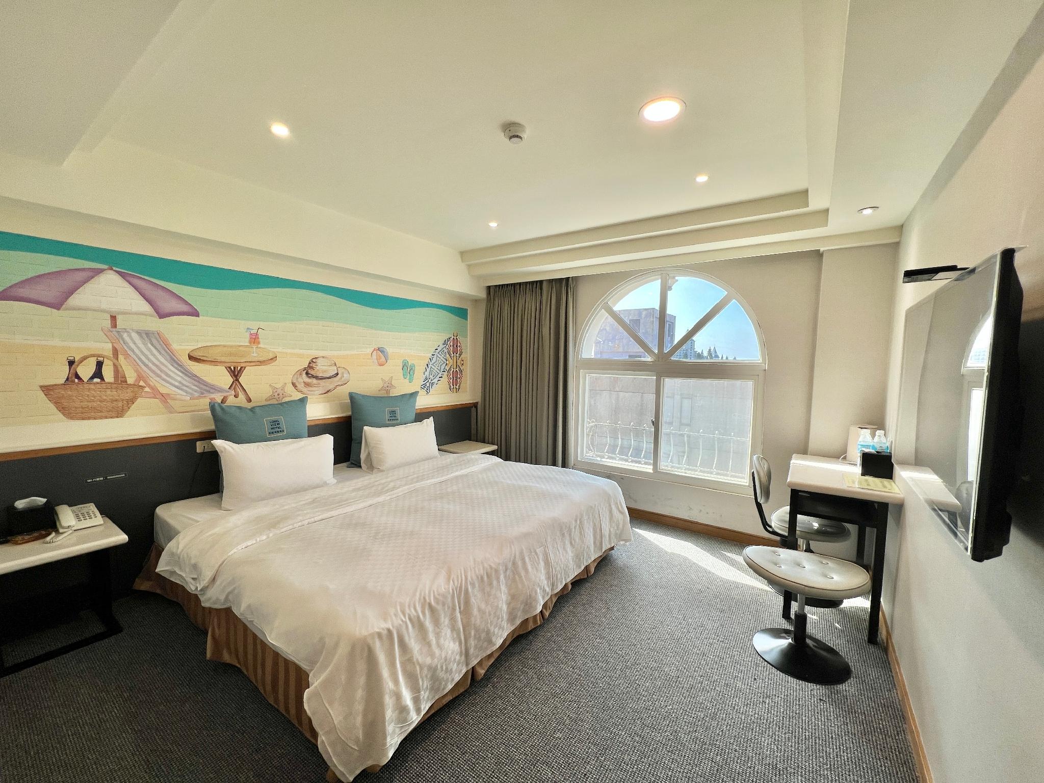 Long View Hotel 7/34