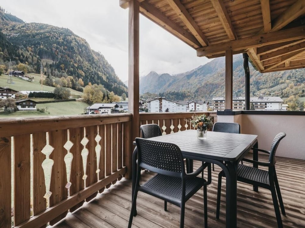 VAYA Kaprun 38/50