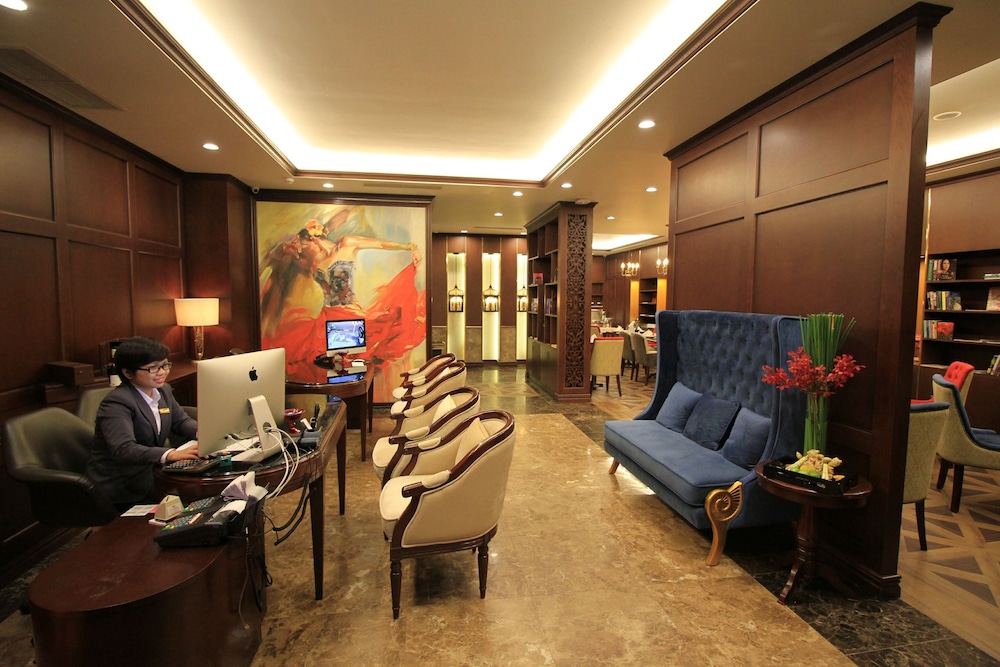 The Scarlett Boutique Hotel 31/41