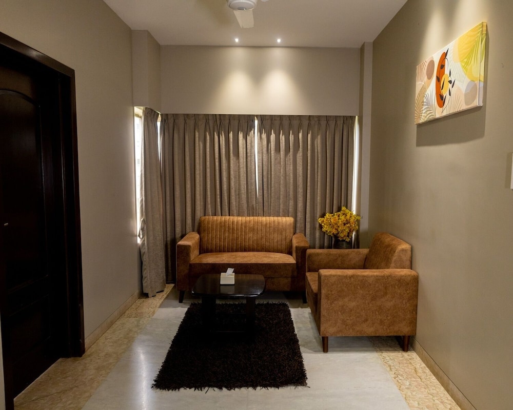 Hotel Ambience Excellency 30/45