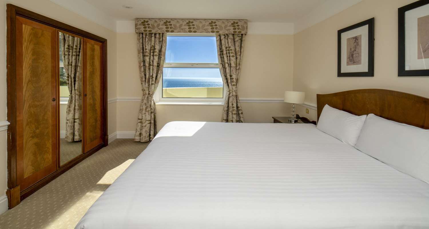 Bournemouth Carlton Hotel By Sunday 3/27