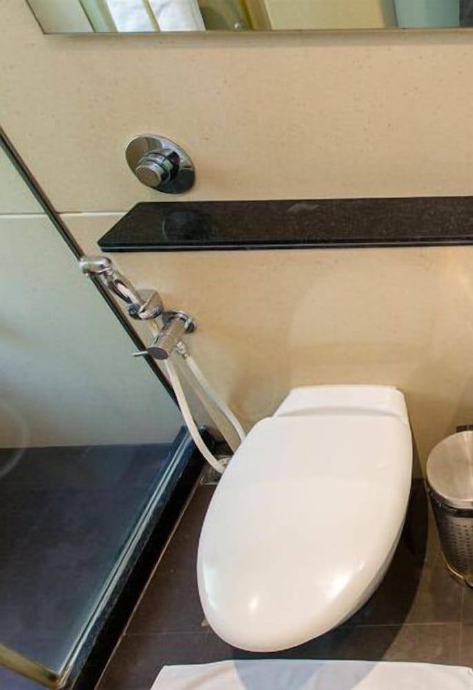 Citrus Hotels Lonavala 46/47
