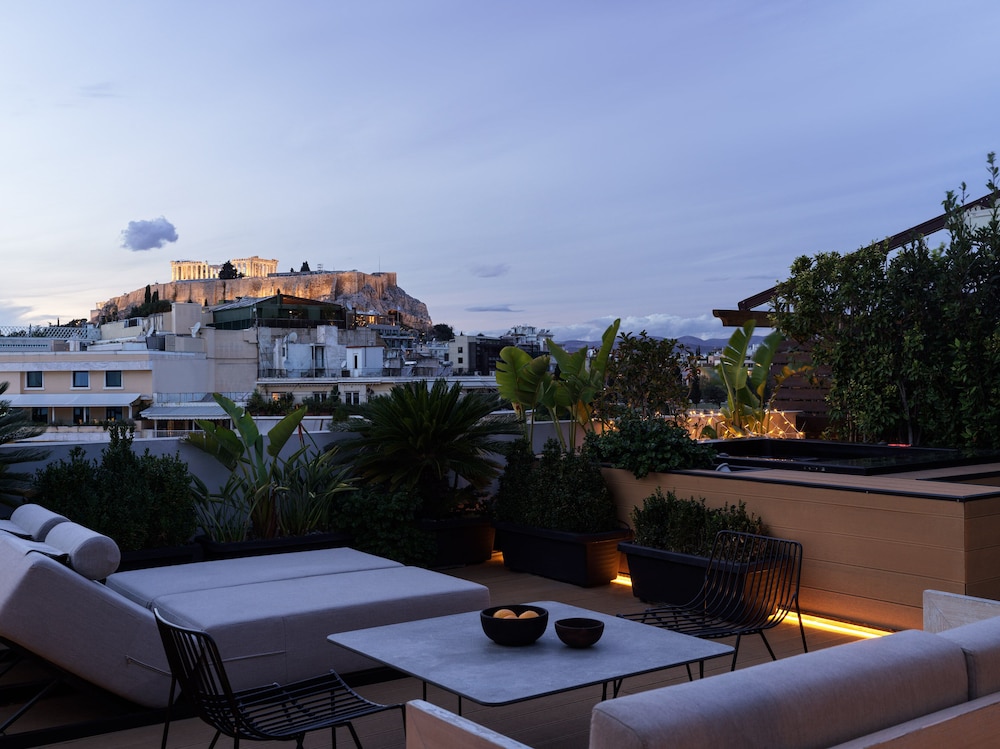 The Newel Acropolis 43/50