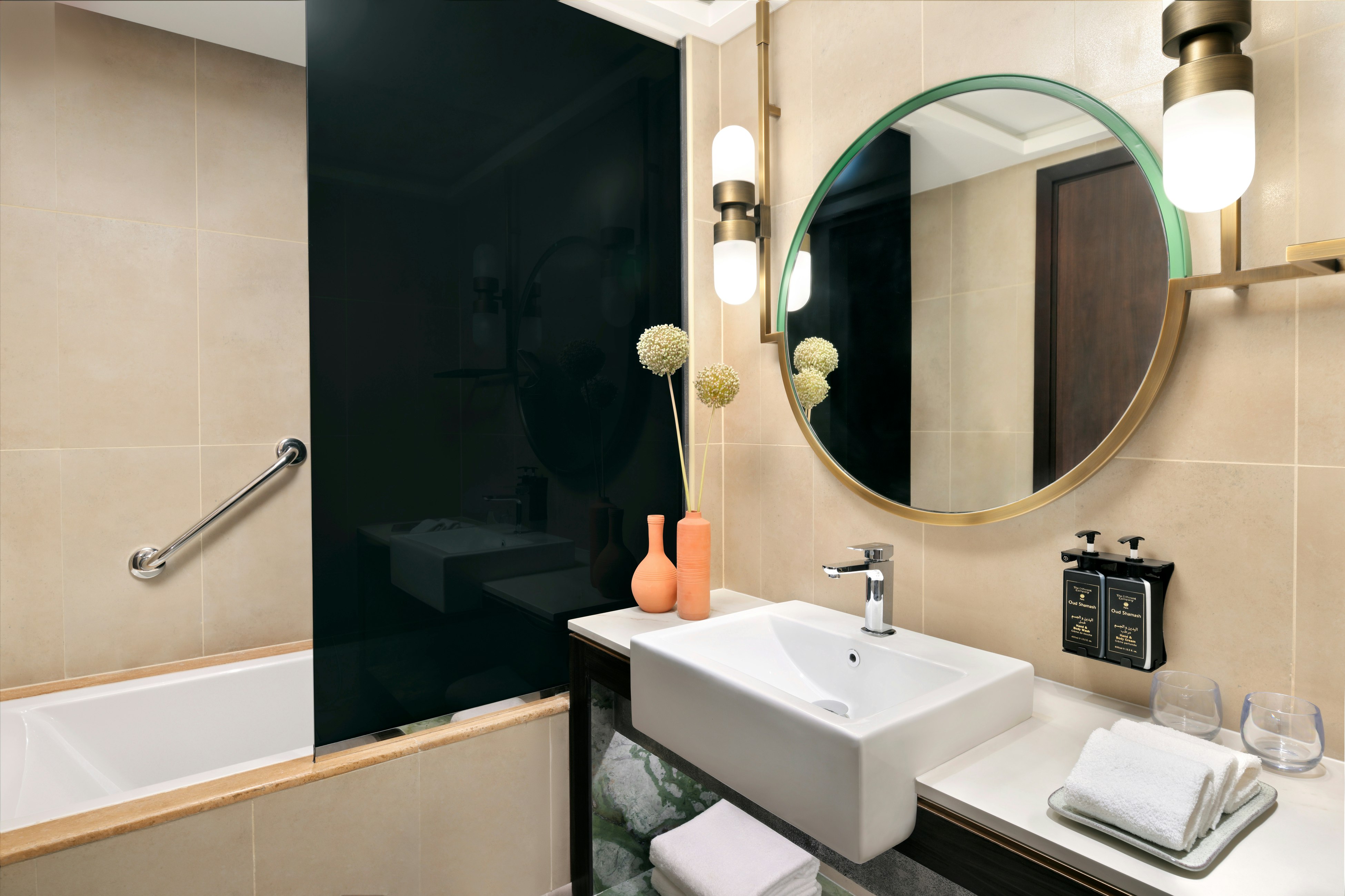 Hotel Indigo Jabal Akhdar Resort & Spa 50/50