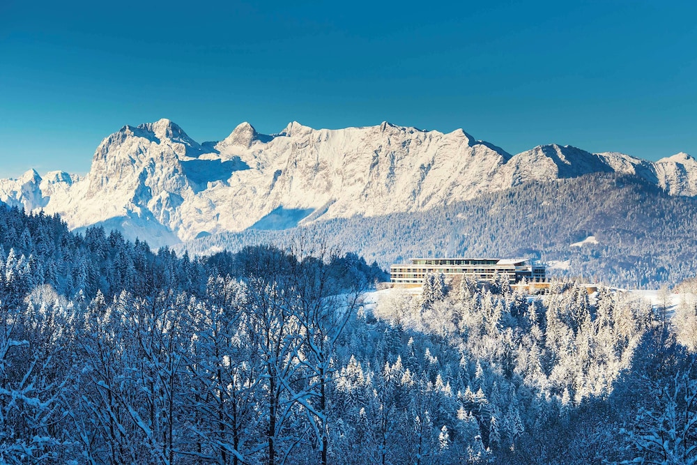 Kempinski Hotel Berchtesgaden 65/70