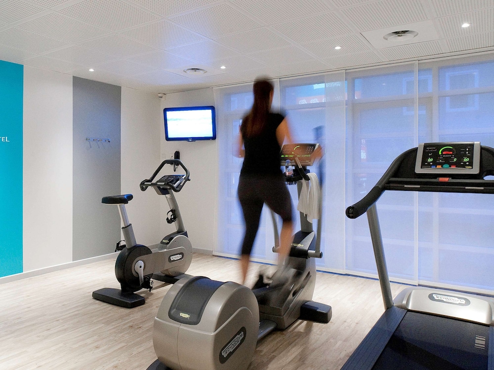 Novotel Suites Paris CDG Airport Villepinte Hotel 25/50