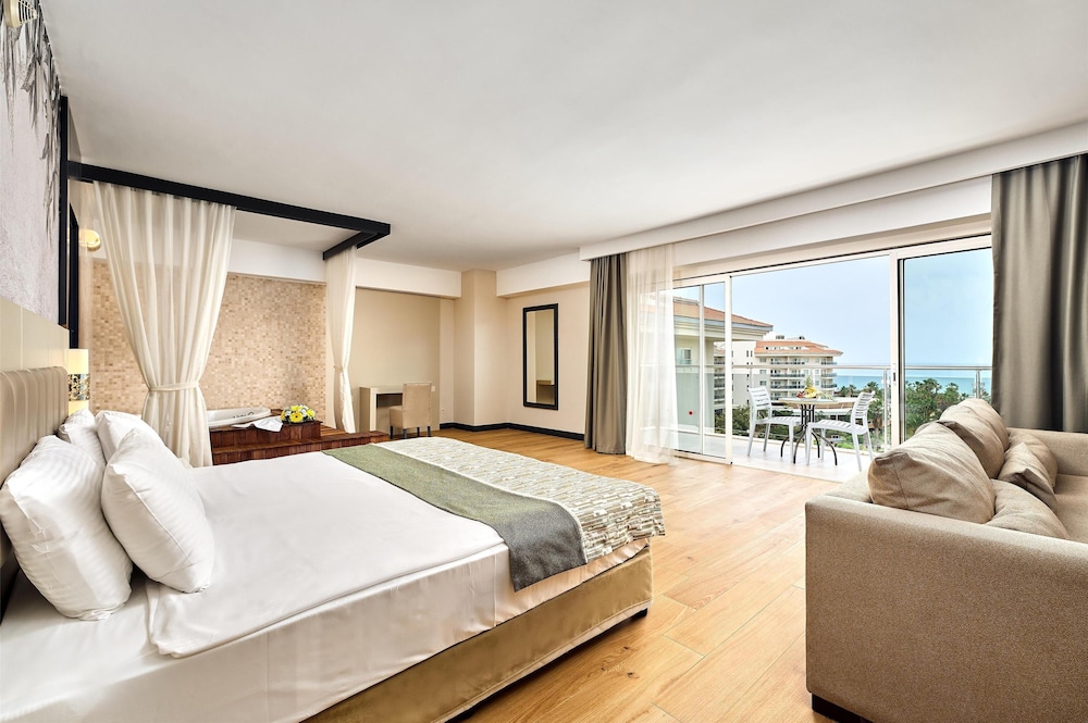 Seaden Sea World Resort & SPA 11/50