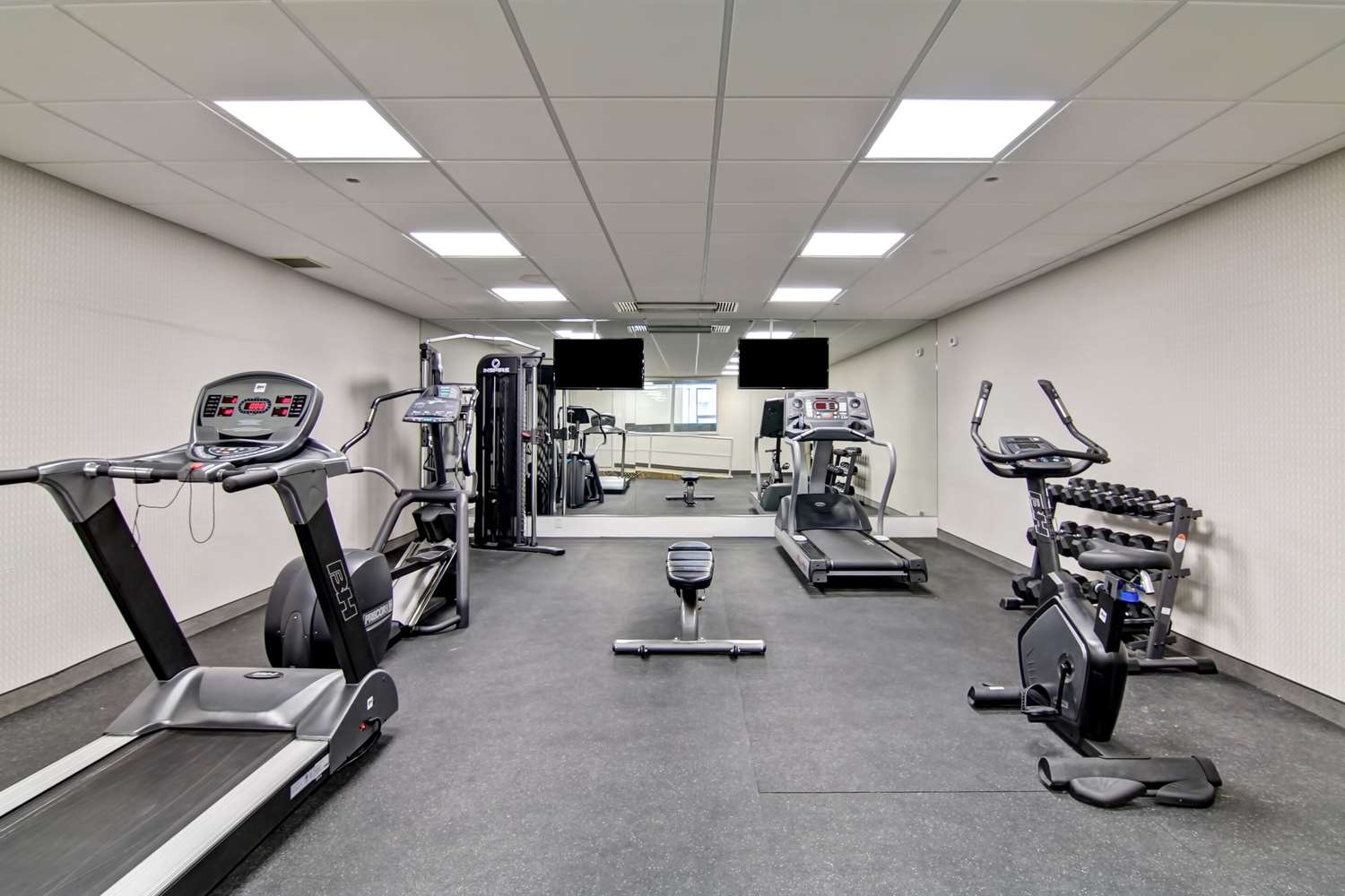 Radisson Hotel & Conference Centre West Edmonton, AB 15/33