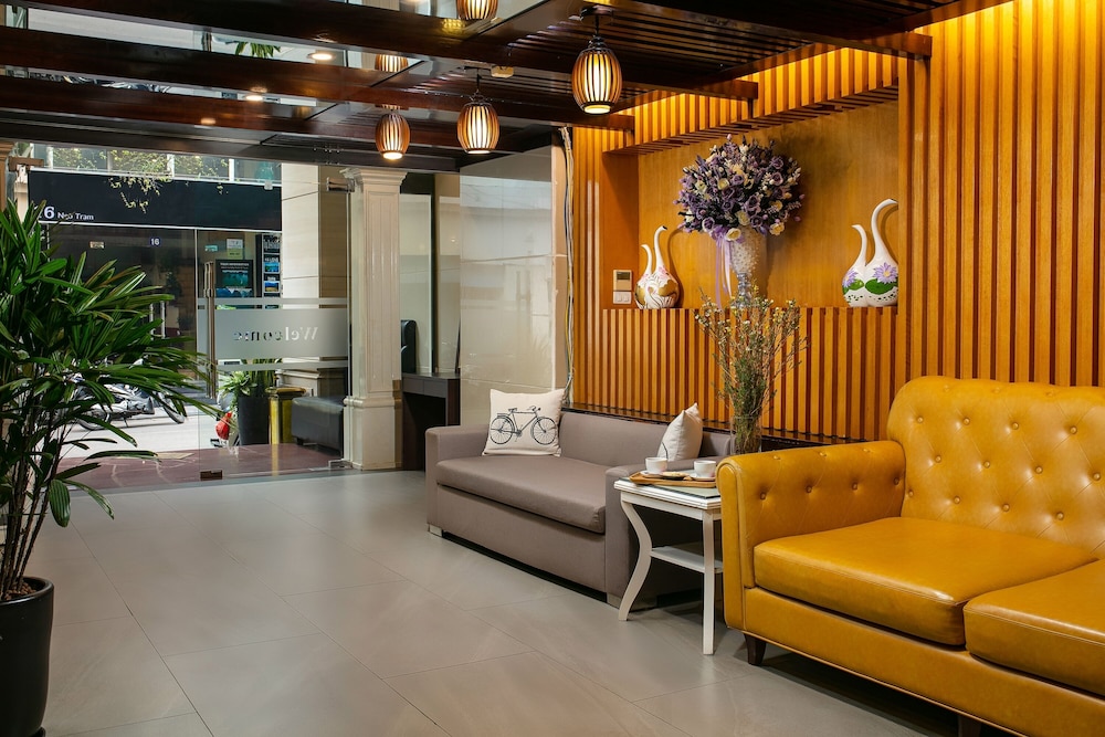 Golden Cyclo Premier Hotel Powered By Fave 45/56