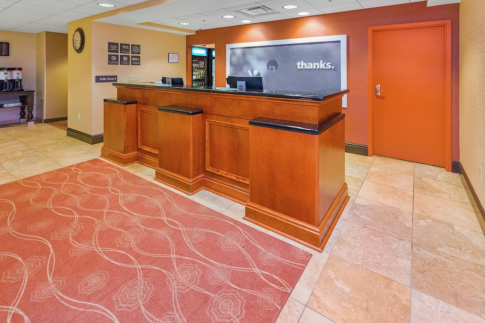 Hampton Inn & Suites Blairsville 8/45