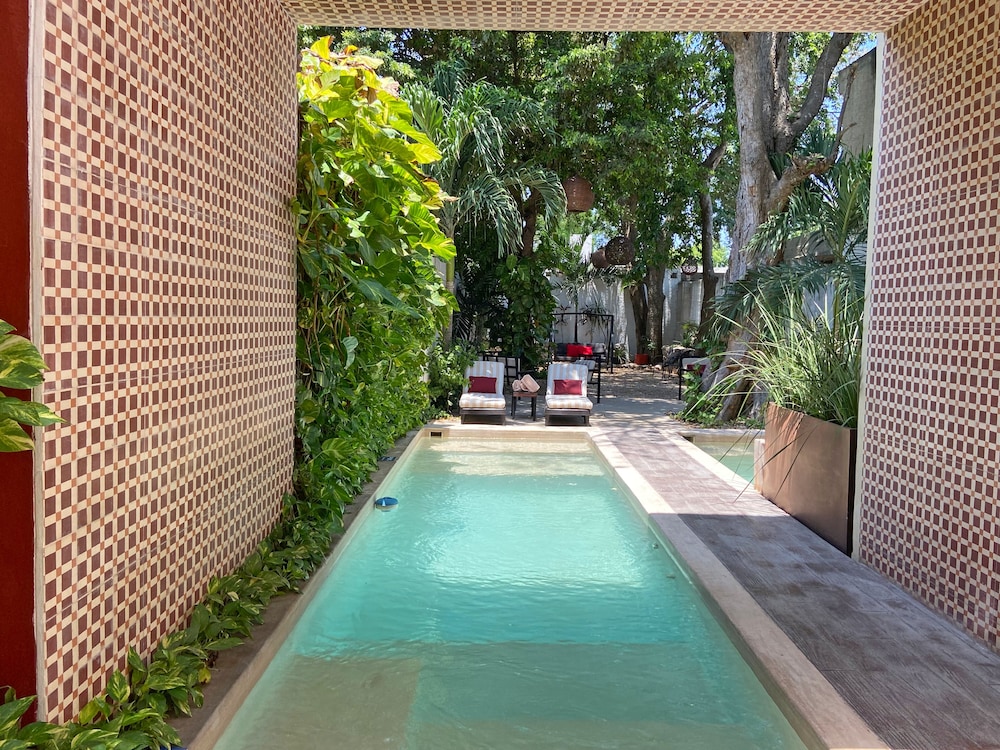 Casa Zafiro Hotel - Adults Only 61/69