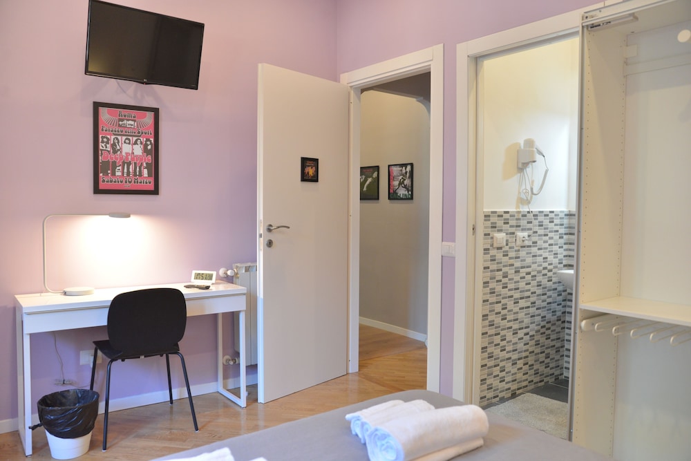 All You Need Is Rome Guesthouse 30/50