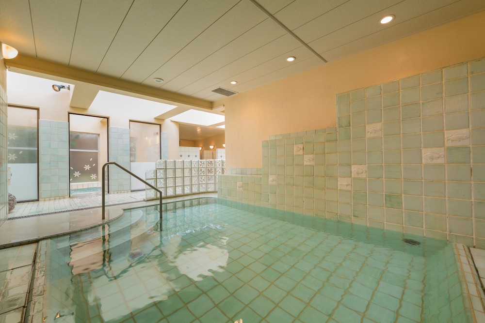 Poppy Springs Resort & Spa 37/63