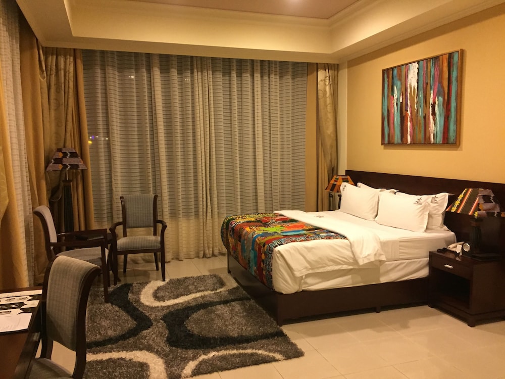 Royal Grand Hotel 22/64