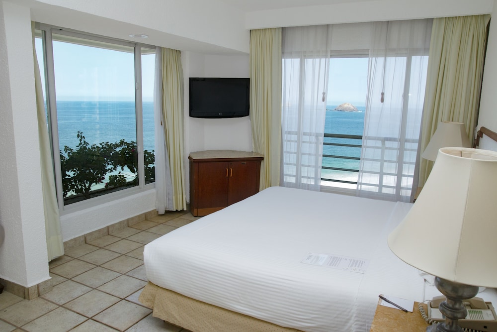 Junior Suite King Ocean View