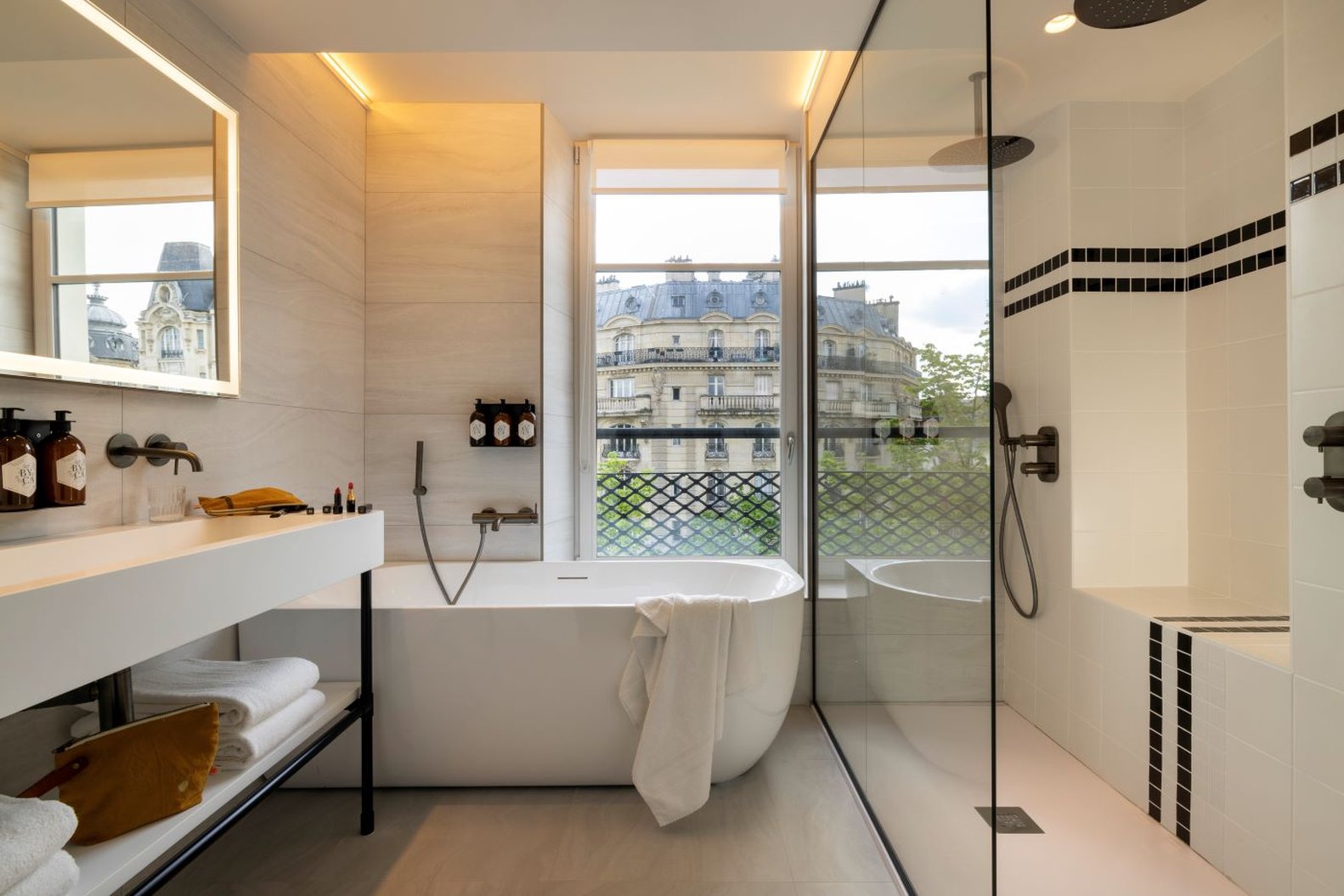 Hotel Raspail Montparnasse 24/28