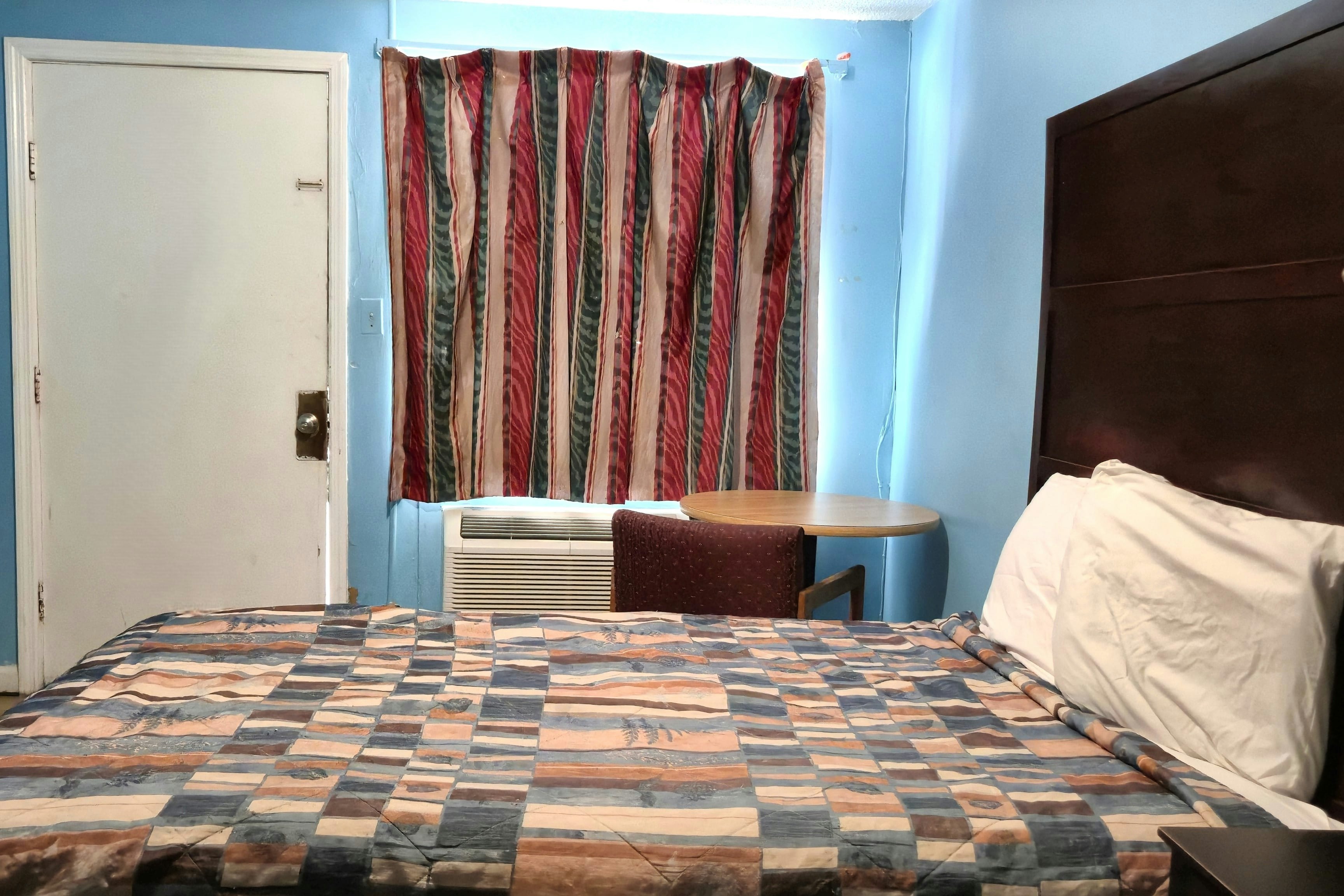 Holiday Motel by Belvilla Cleveland, TN 20/44