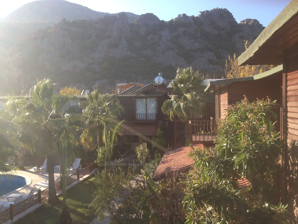 Kutle Hotel 28/40