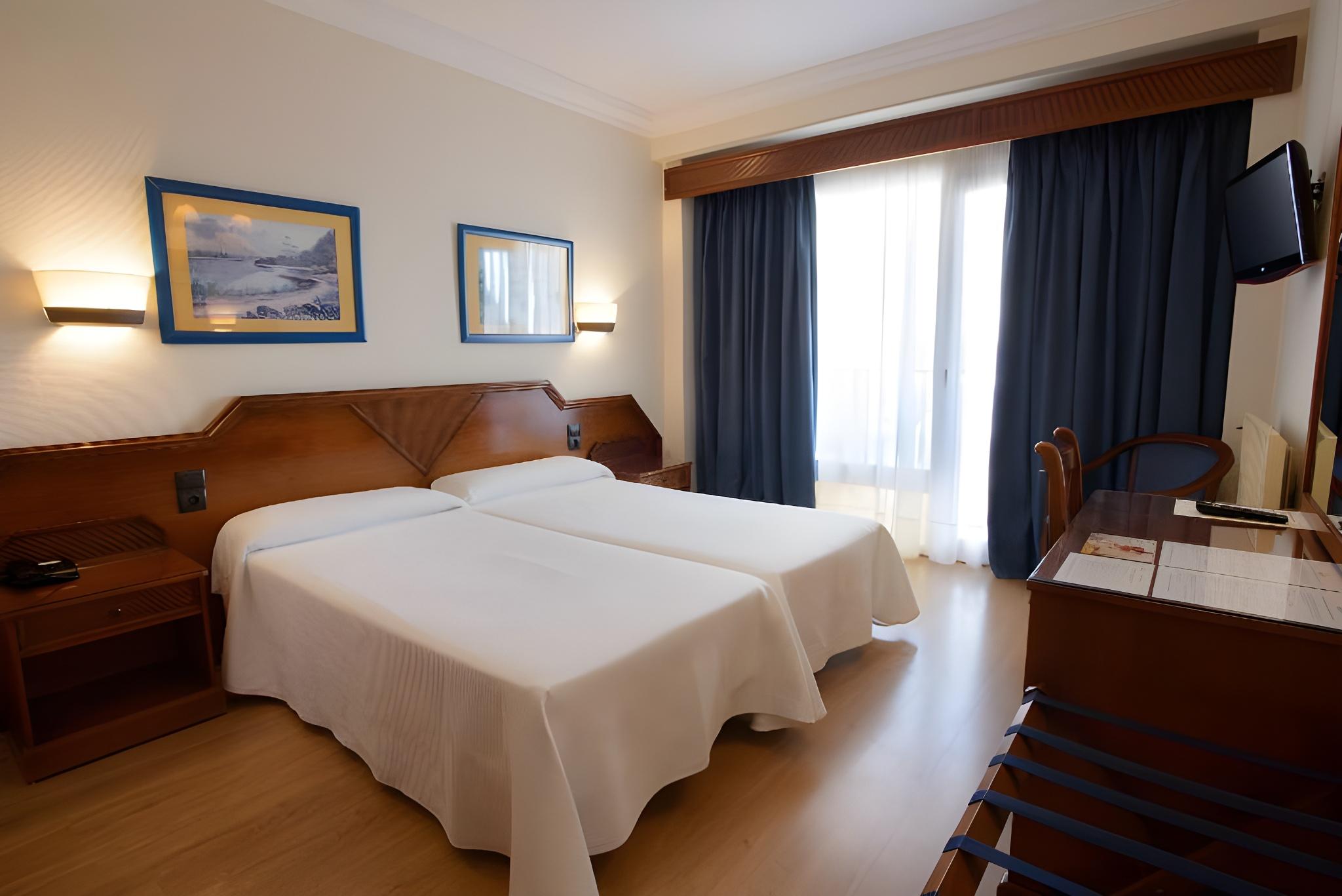 Double Single Use Room