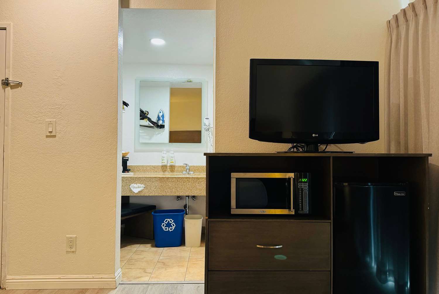 Ramada by Wyndham San Diego Airport 34/42