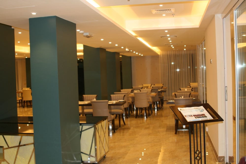 The Secure Inn Hotel Muscat 52/69