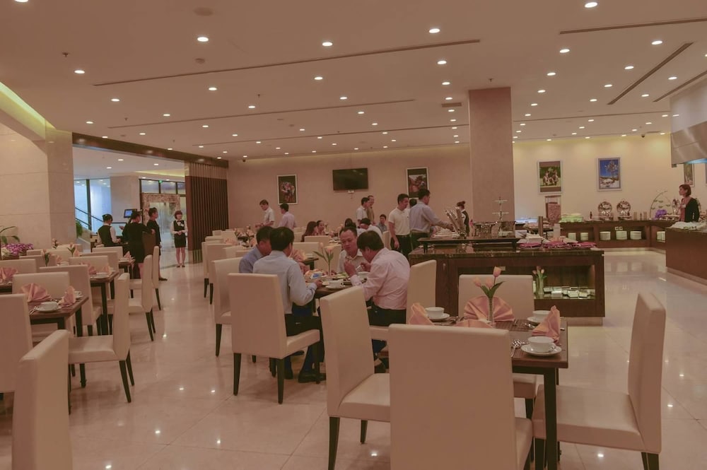Aristo International Hotel 41/53