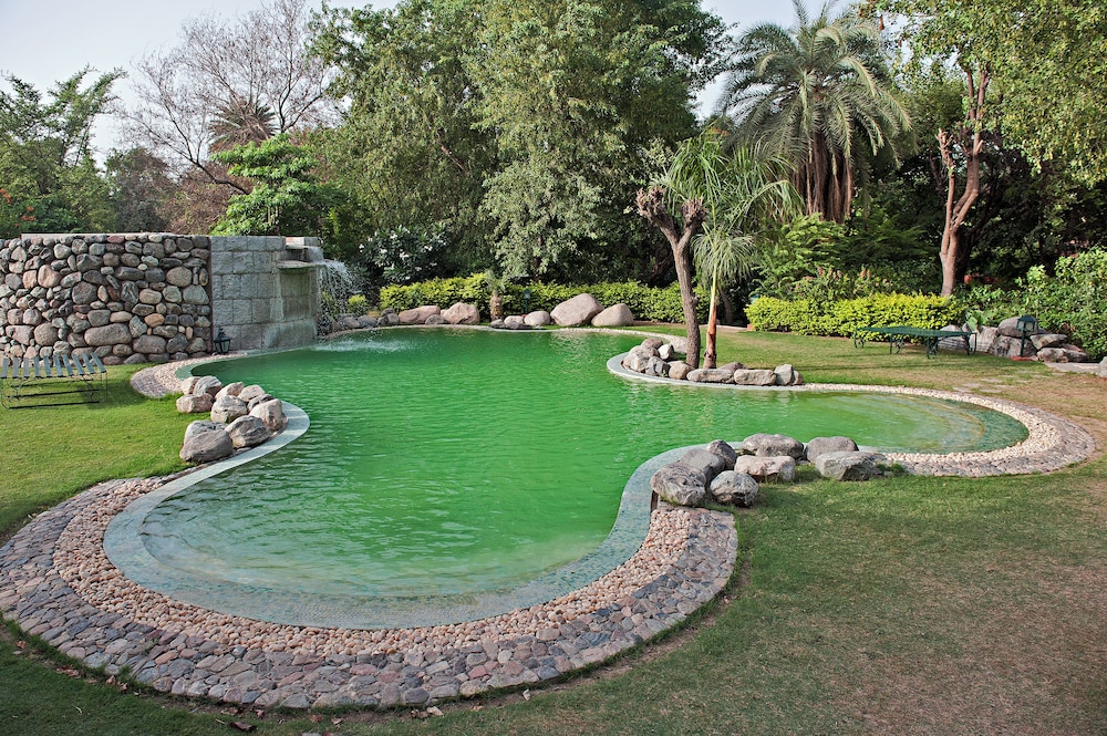 WelcomHeritage Maharani Bagh Orchard Retreat 41/47