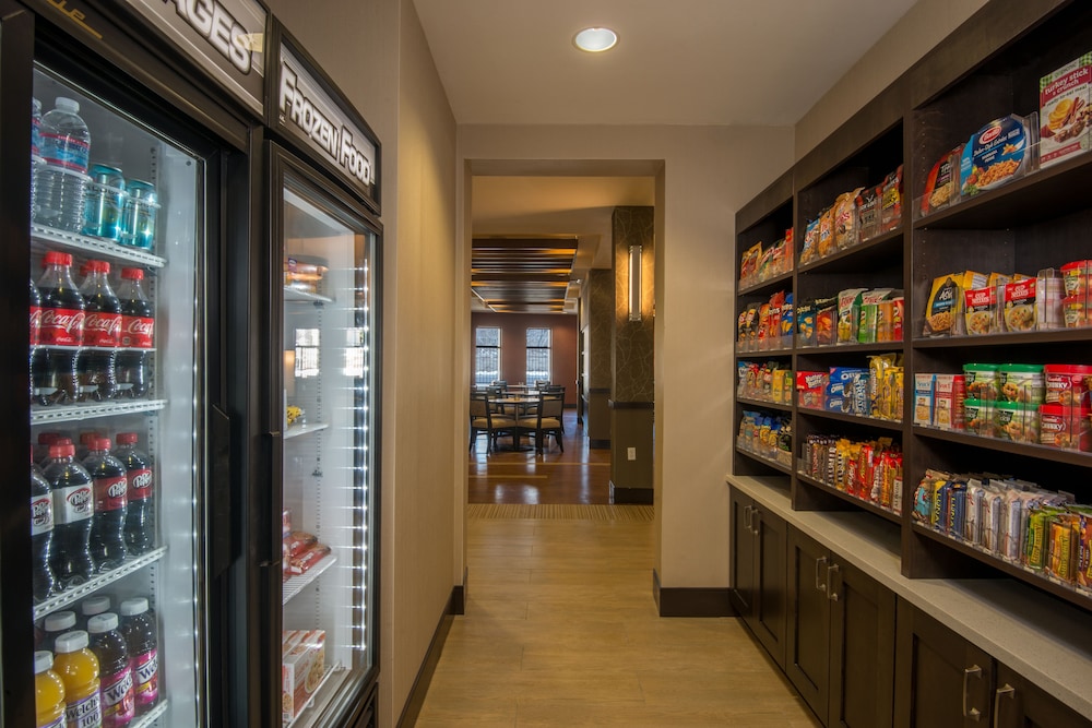 Holiday Inn Express & Suites Denver South - Castle Rock 30/54