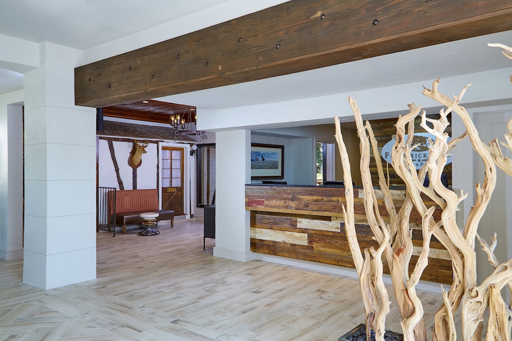 Fredericksburg Inn And Suites 7/53