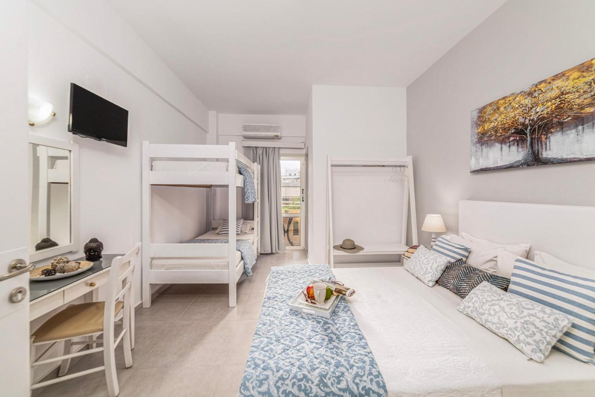 Room at Roxani Hotel, MALEVIZI