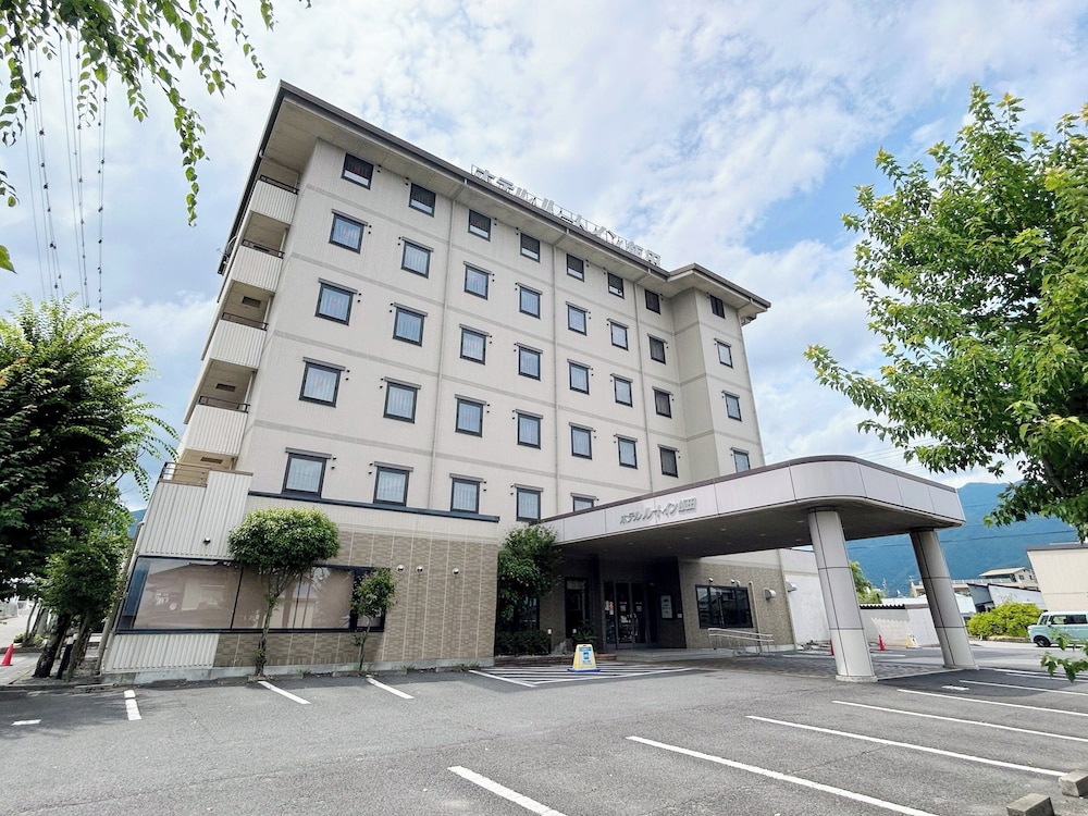 Hotel Route-Inn Iida 2/40