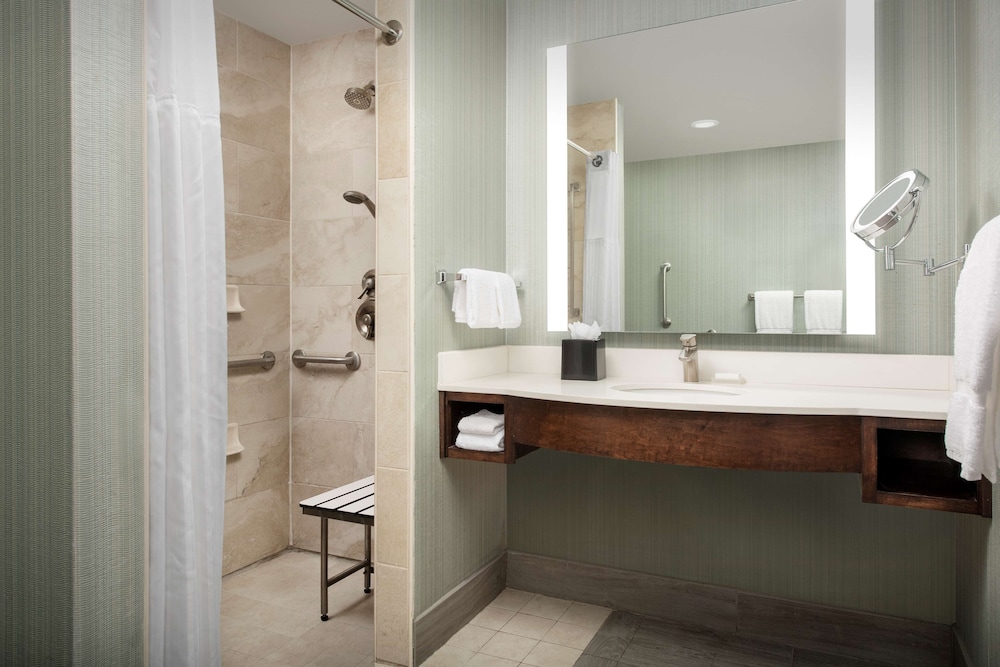 Hilton Garden Inn Murfreesboro 21/72