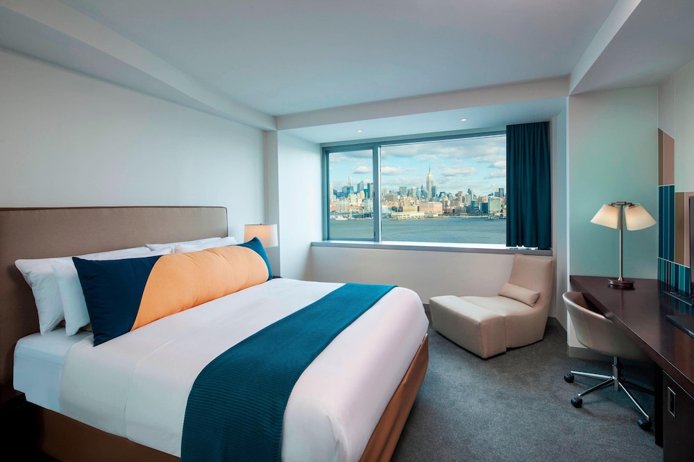 1 Bedroom, Fantastic, Junior Suite, River View