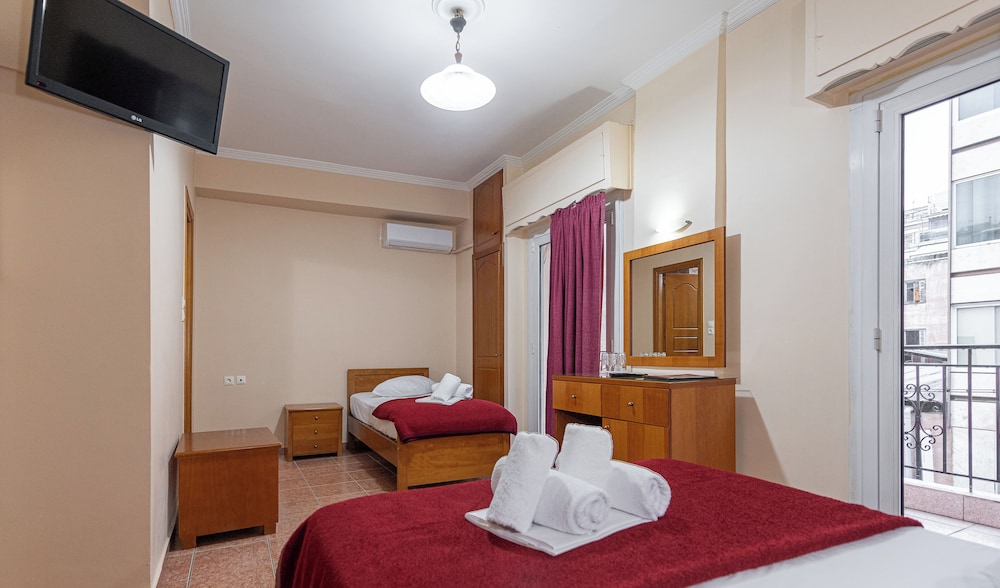 Faros 2 Hotel 22/36