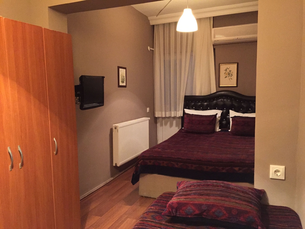 Nobel Hostel 20/36
