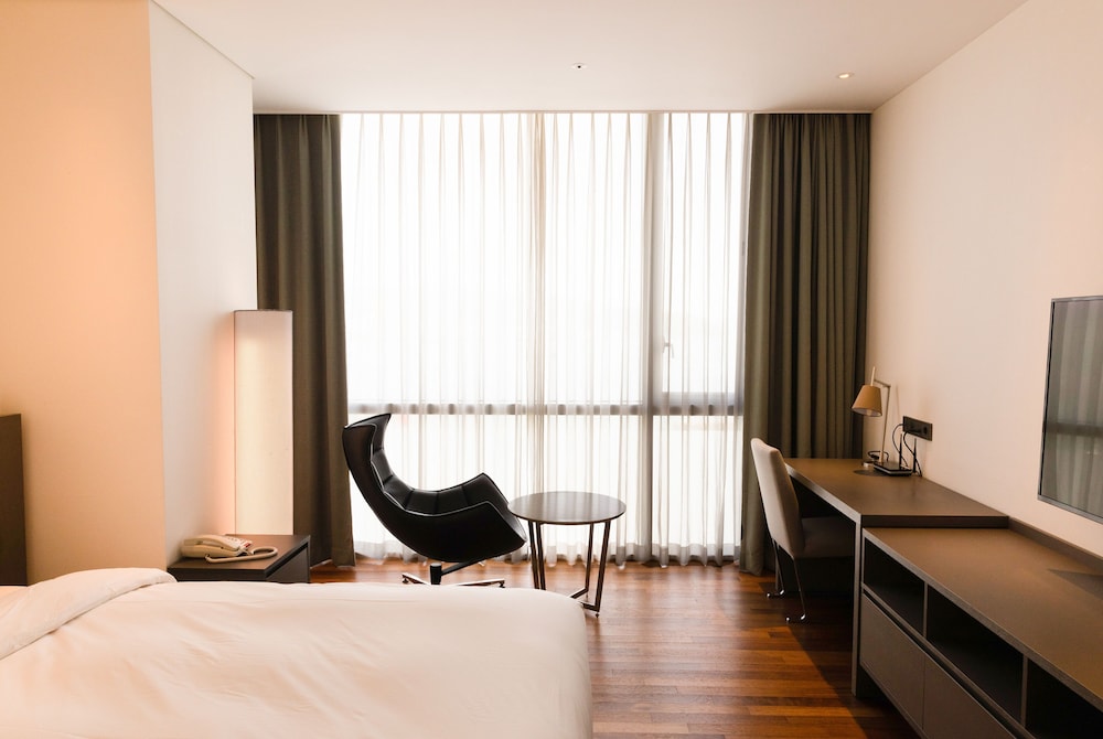 Sky View Hotel 22/56