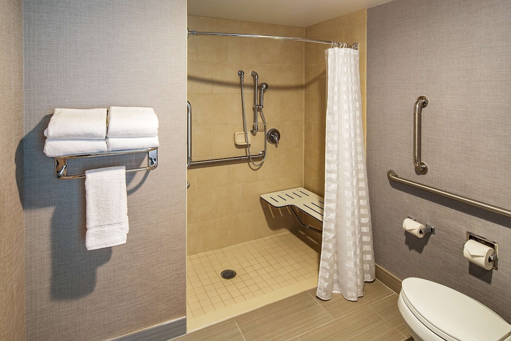 Hyatt Place Madison Downtown 9/62